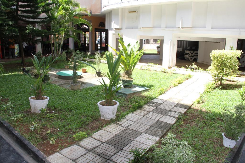 Hotel Neptune Bay Unawatuna Beach Exterior foto